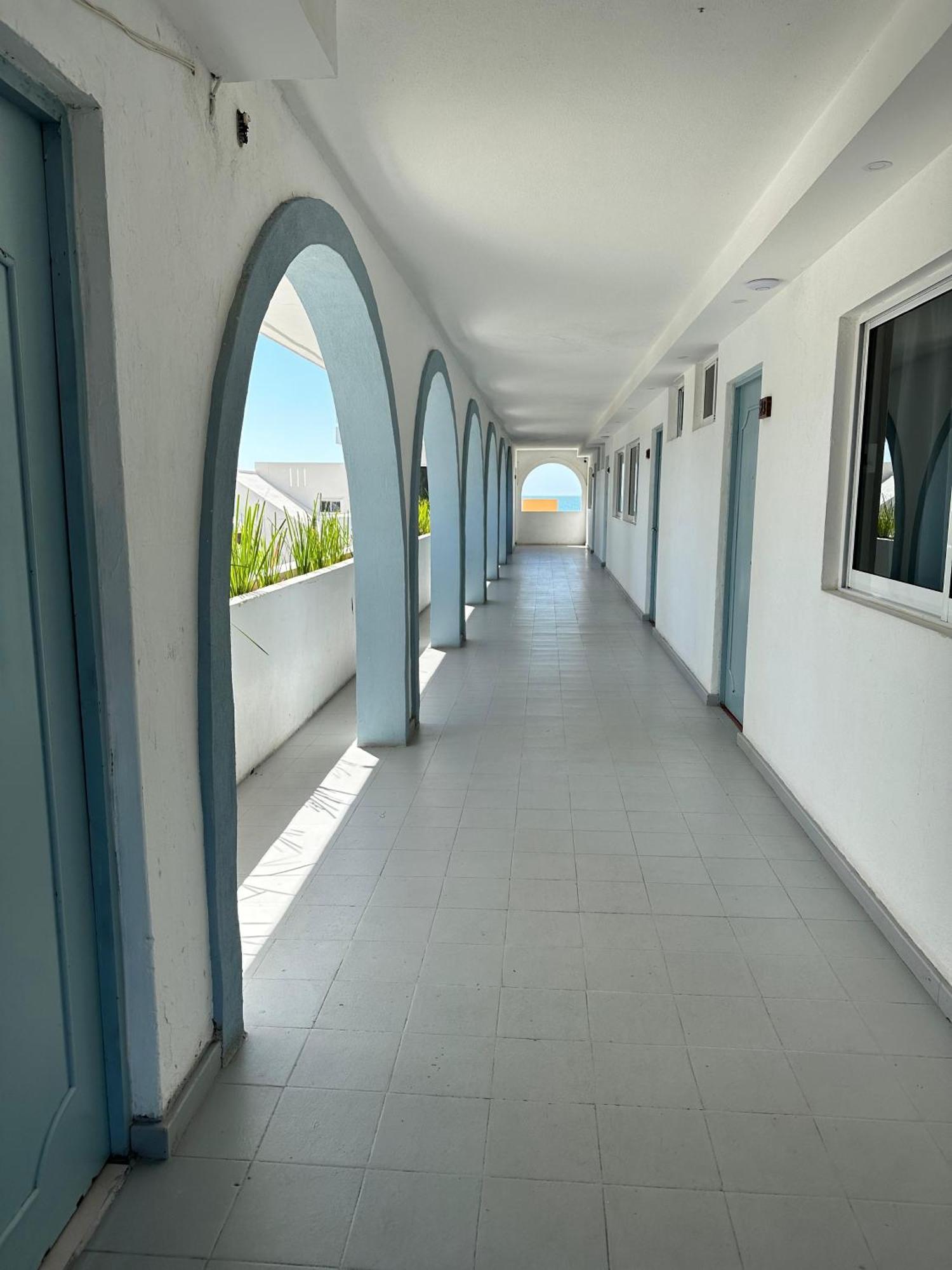 Creta Hotel & Suites Mazatlan Exterior photo